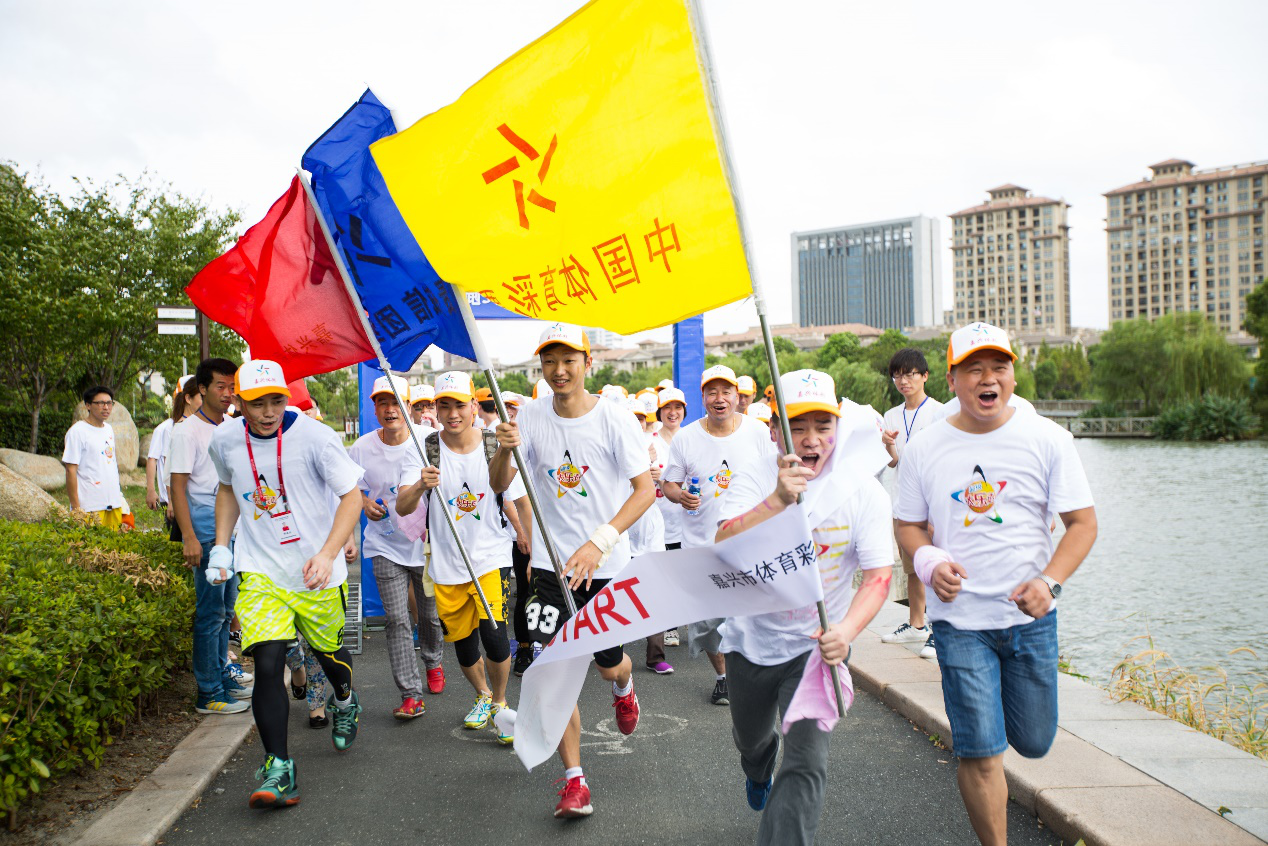 体育盛事掀起热潮，运动员勇敢向前