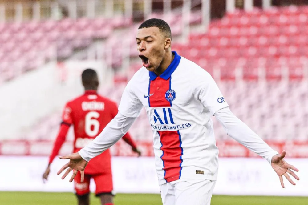 巴斯蒂亚连续不胜，法甲排名滑落至第十三