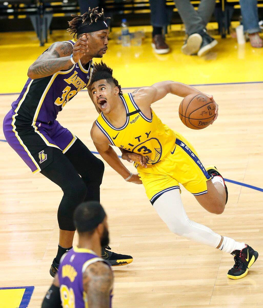 田径项目再现壮举，选手逆风破浪夺冠