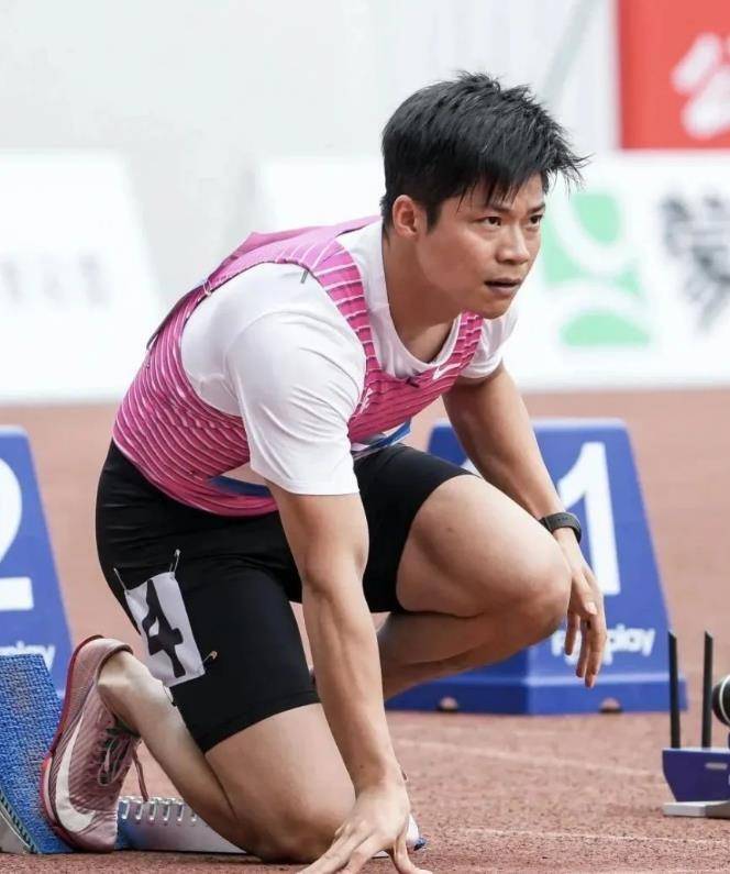 田径项目再现壮举，选手逆风破浪夺冠