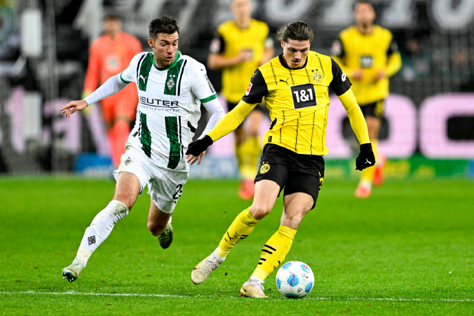 门兴格拉德巴赫士气如虹,向前四冲刺 门兴格拉德巴赫士气如虹,向前四冲刺