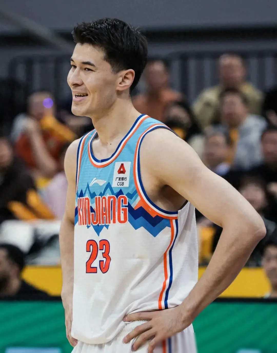 上海男篮全力备战下一场比赛，积极调整防守策略