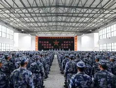 星空体育官网入口-奥格斯堡斗志昂扬，力求迎接下一场硬仗
