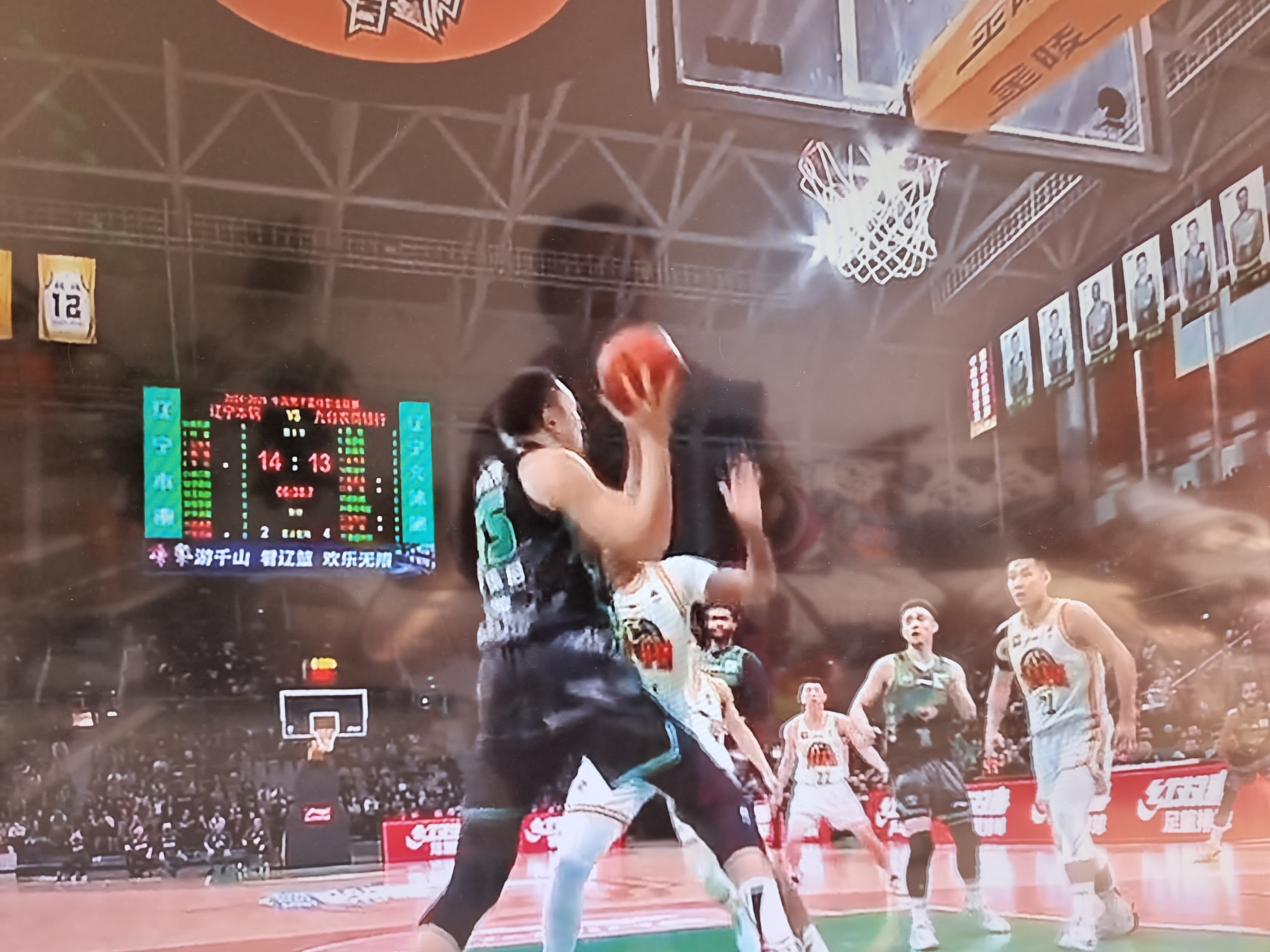 阻击对手!辽宁男篮在季后赛中掀起巨浪 阻击对手!辽宁男篮在季后赛中掀起巨浪