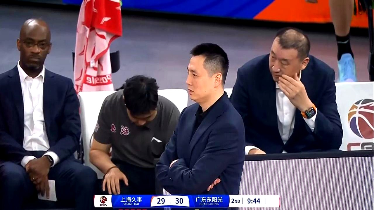 阿雅克肖球员集体发挥，球队主场获胜