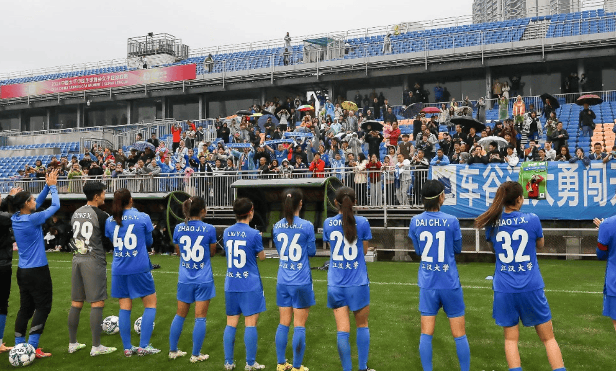 国内女足赛事选手集体表现出色成为焦点