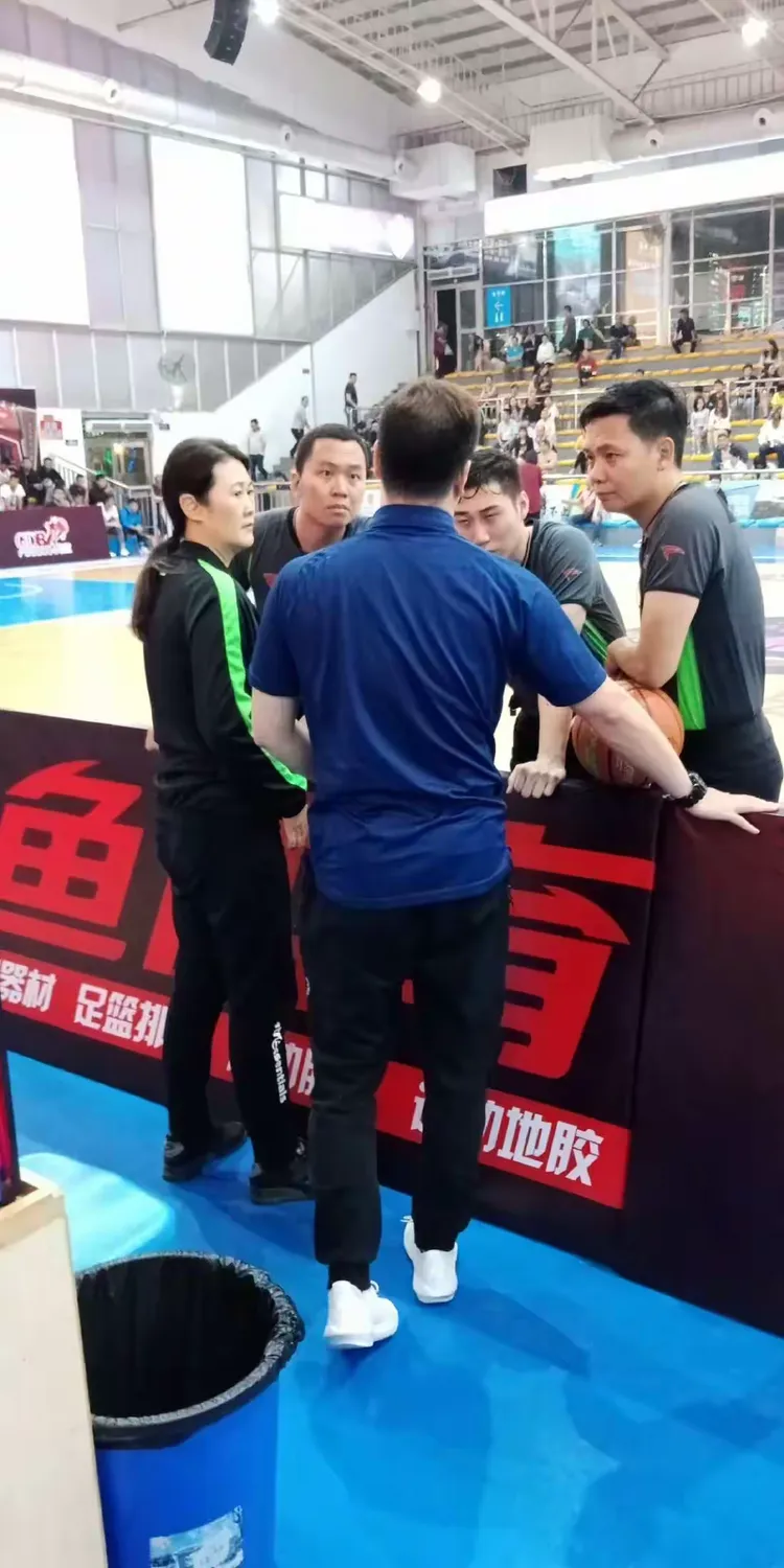 匈牙利队成功挺进欧预赛决赛，实力超群