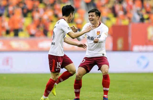 河北华夏幸福对阵武汉卓尔，双方战绩不俗
