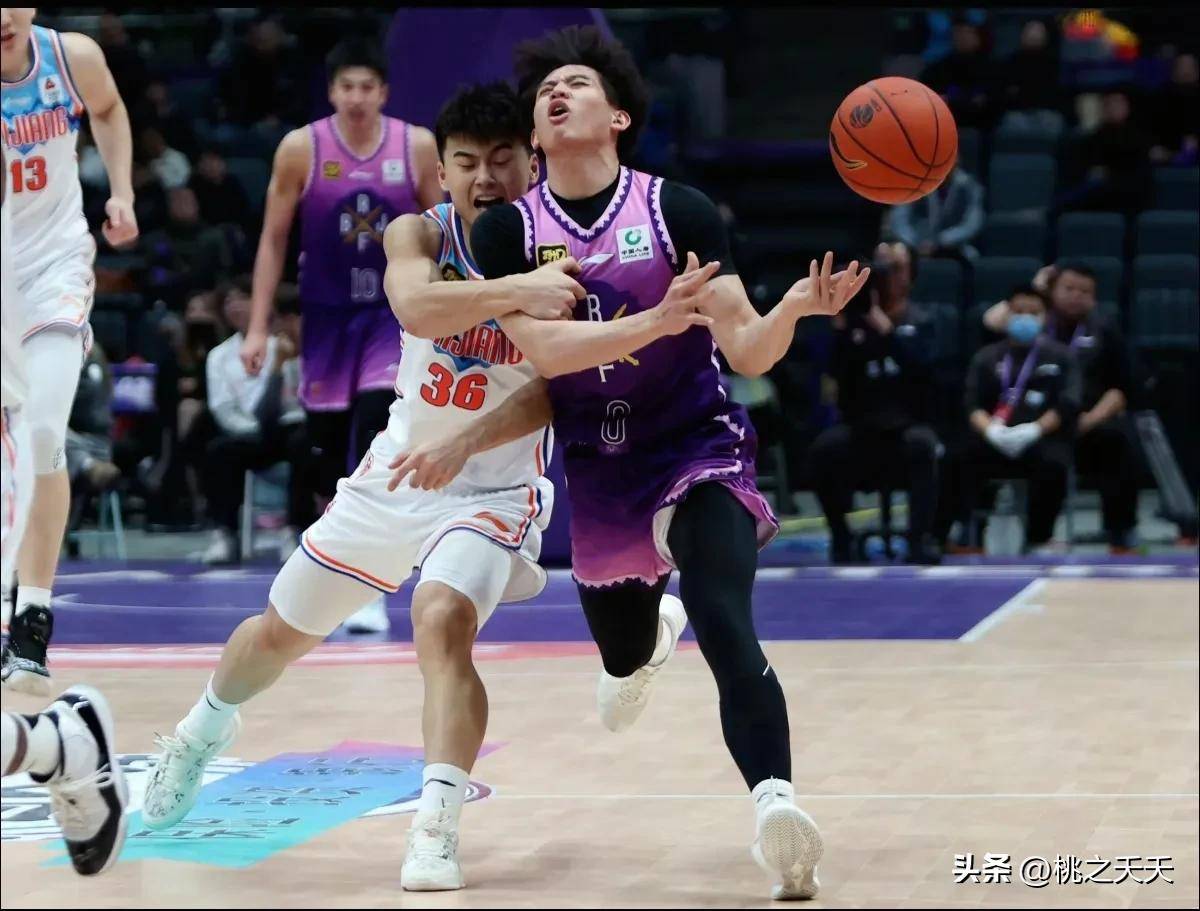星空体育官方网站-北京与福建角逐一触即发的篮球大战