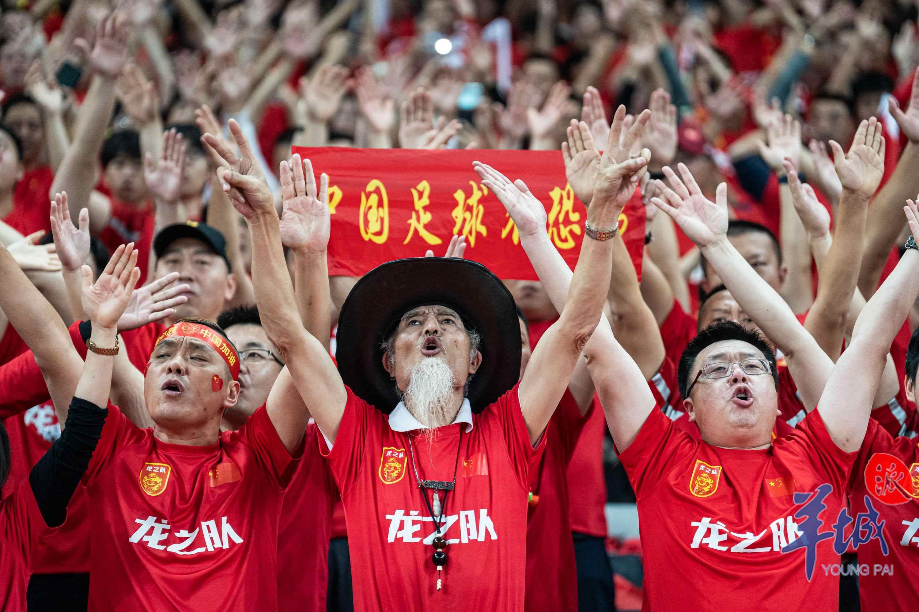 紧张开战，亚洲足球联赛一触即发