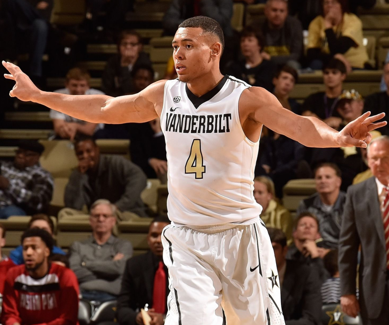 篮球名将韦德宣布退役，各界人士送上祝福