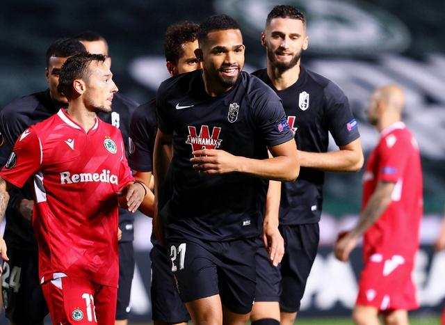 RB莱比锐在主场轻松逼平对手