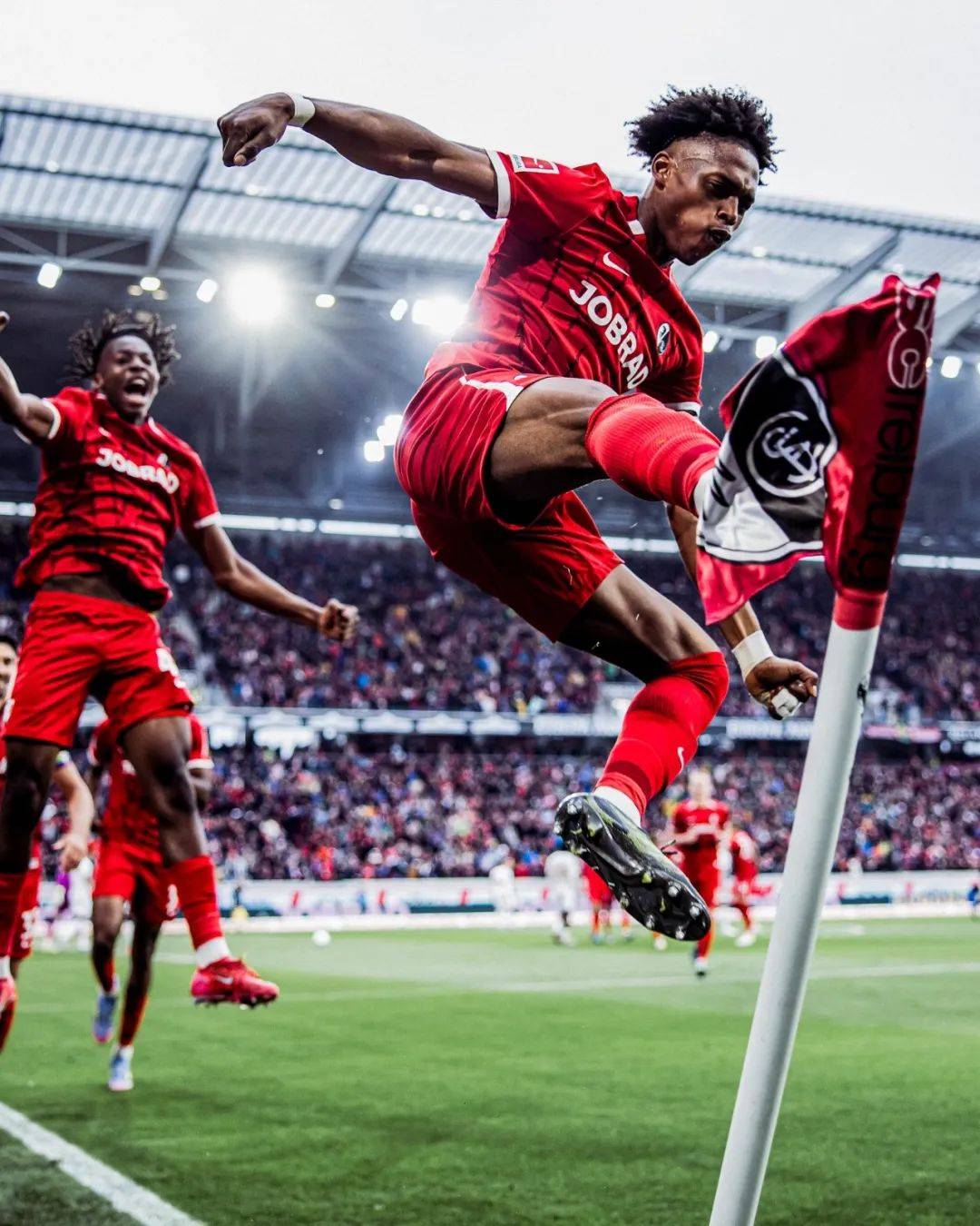 云达不莱梅不敌奥格斯堡,德尔奎尼斯终场前绝杀 云达不莱梅不敌奥格斯堡,德尔奎尼斯终场前绝杀