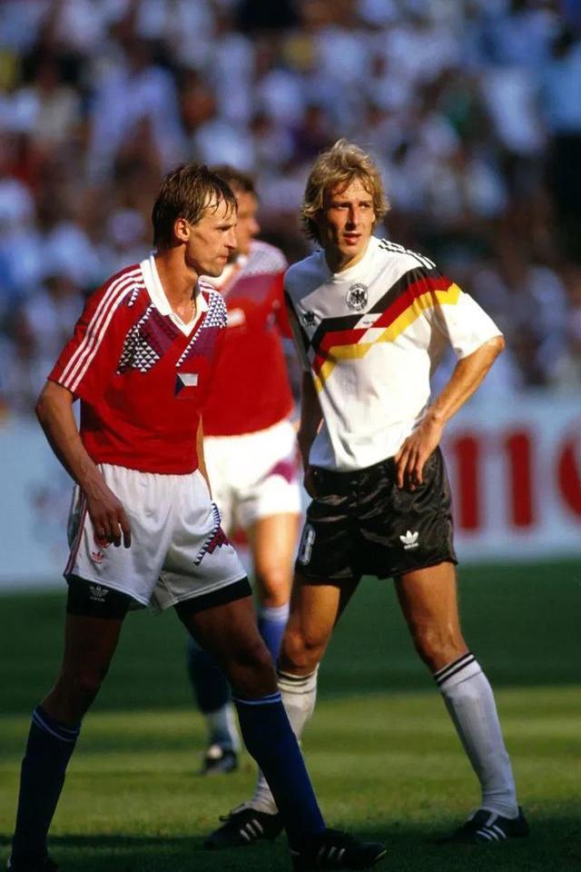 捷克双杀斯洛伐克,成功杀入欧洲杯16强 捷克双杀斯洛伐克,成功杀入欧洲杯16强