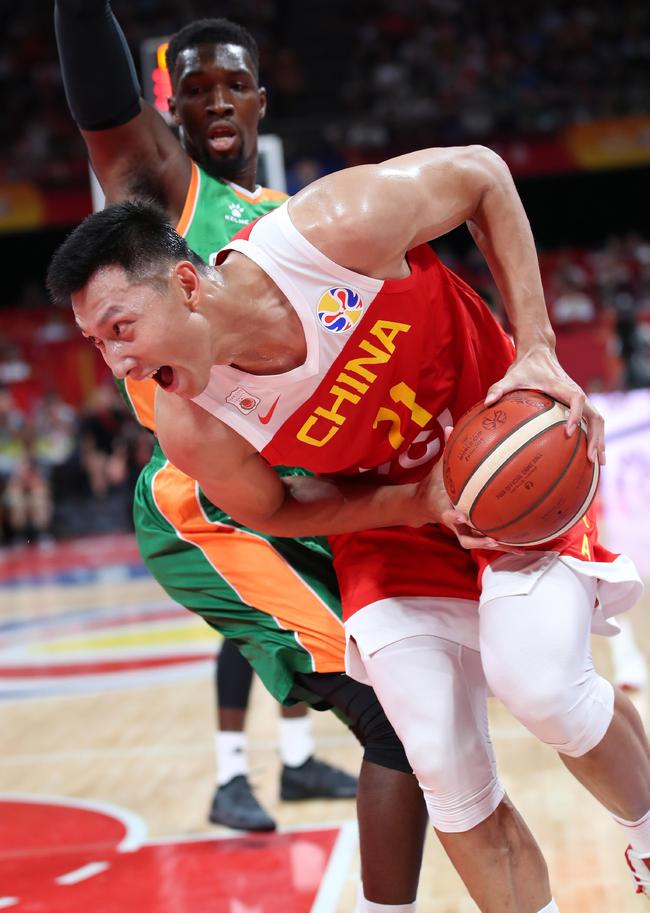 星空体育官网入口-科特迪瓦女足队员势如破竹，击败对手