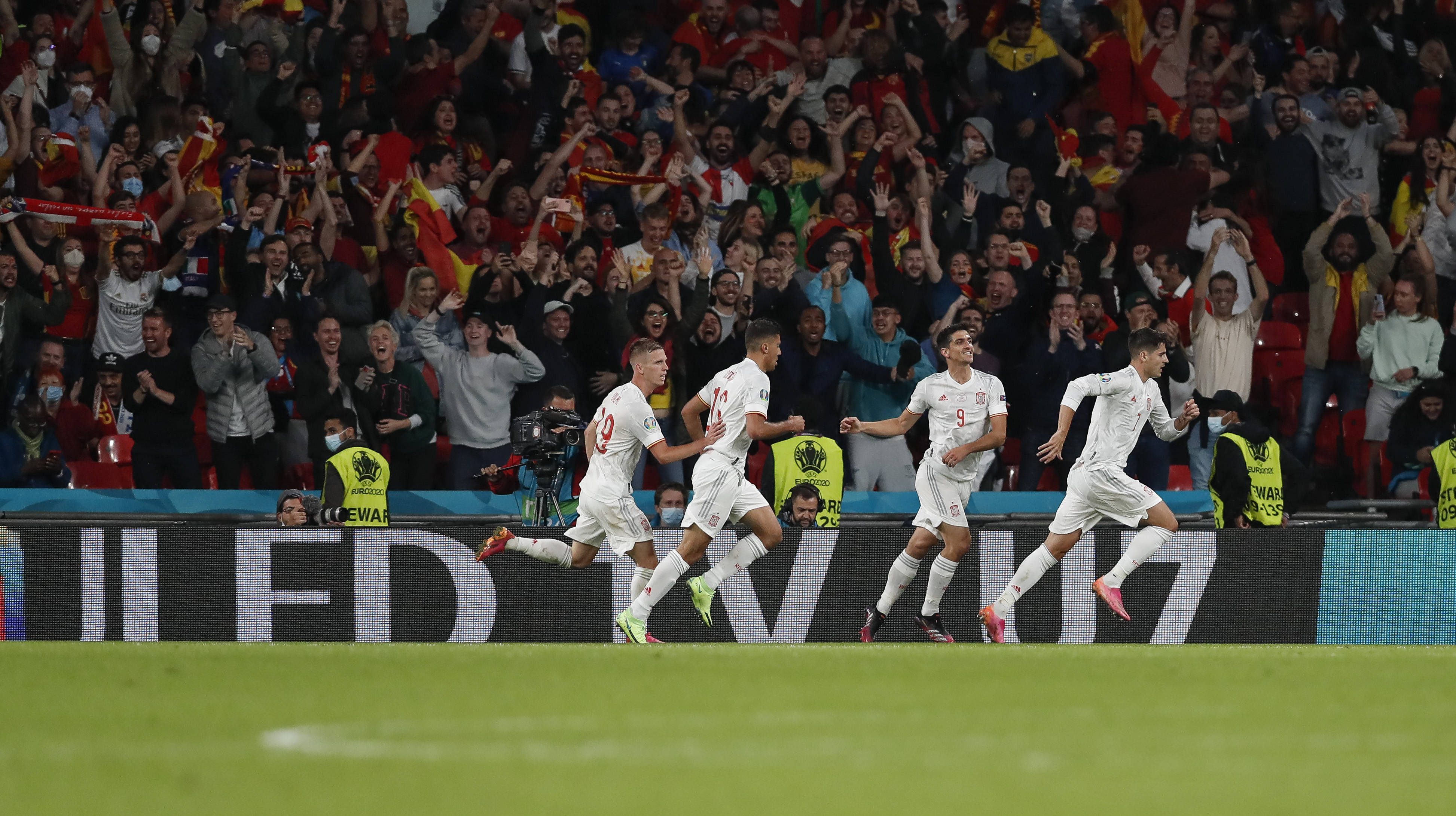 波兰队闷平克罗地亚，成功挺进欧锦赛半决赛