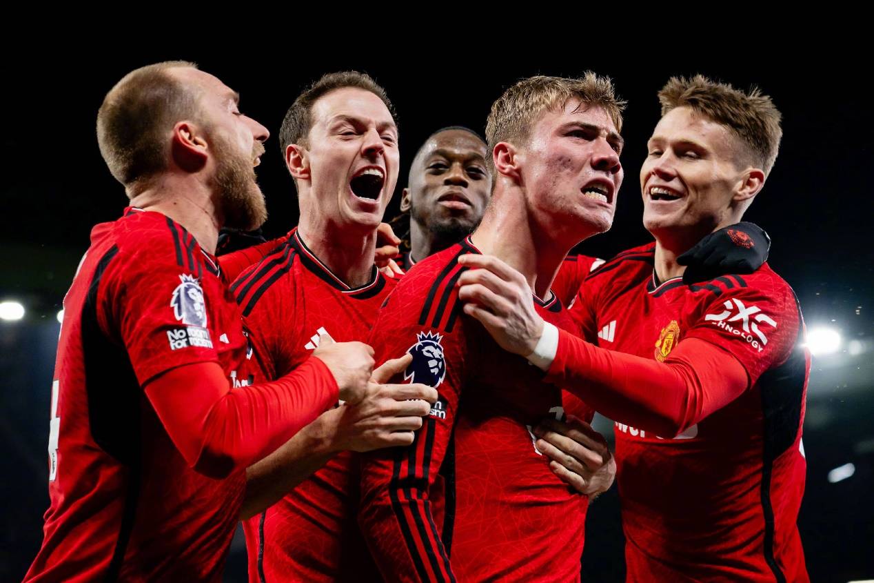 曼联取得连胜,追赶领先球队 曼联取得连胜,追赶领先球队