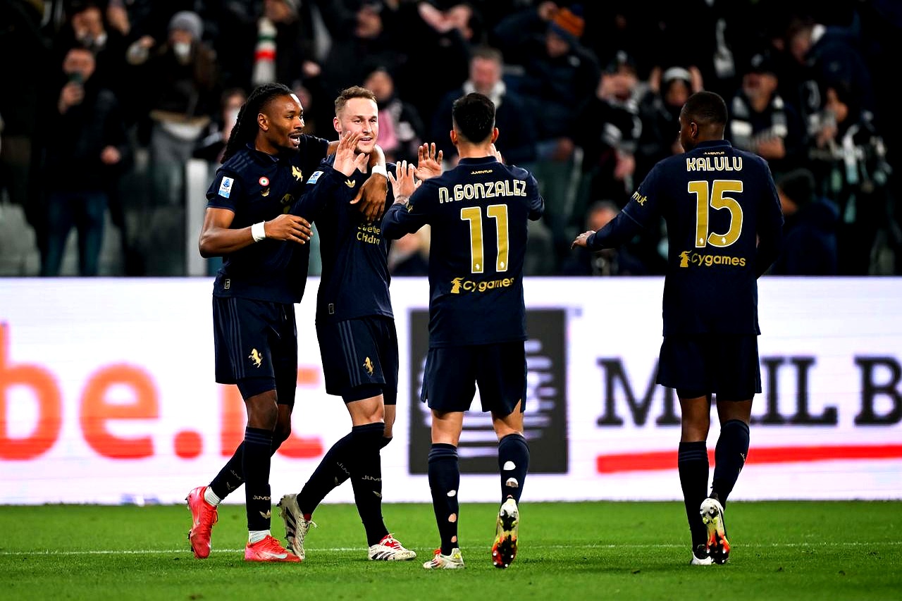 尤文图斯团结一心,突围成功 尤文图斯团结一心,突围成功