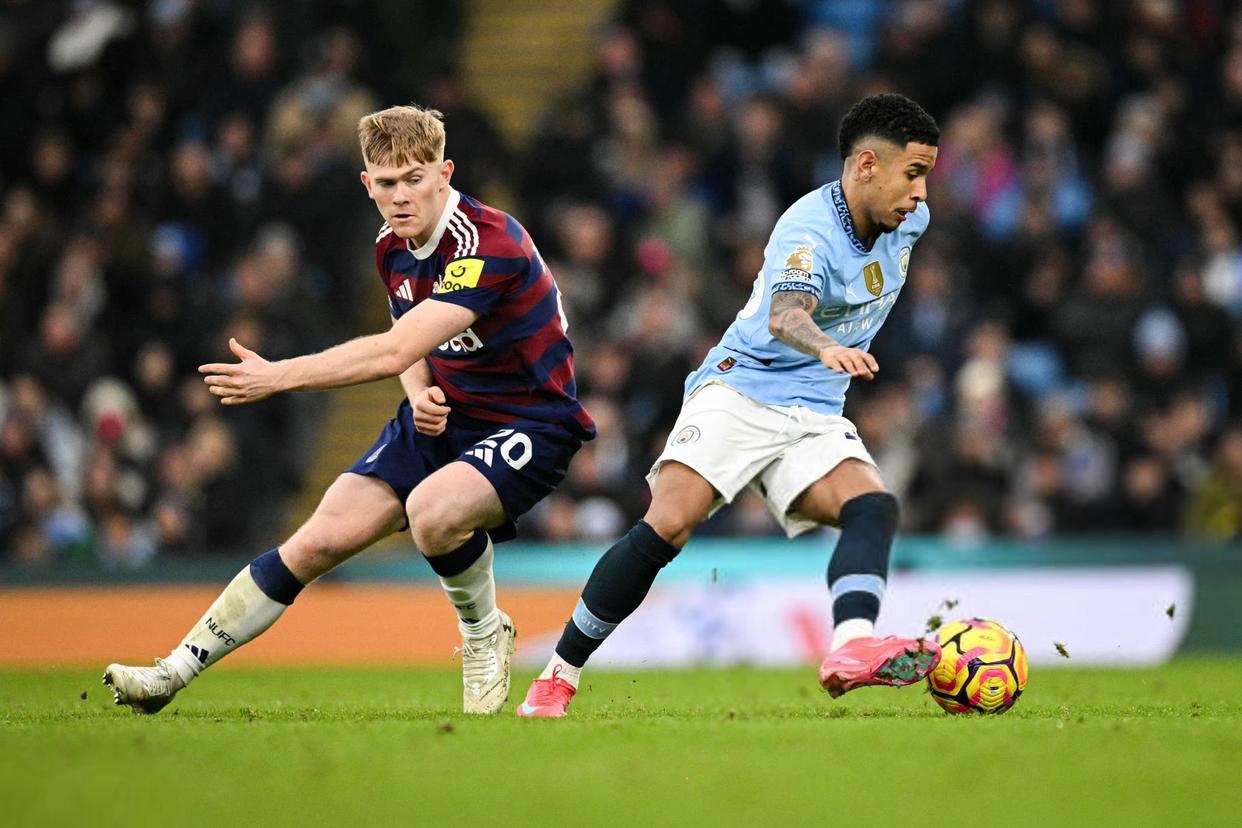 曼城客场大胜多特,斯特林帽子戏法助队晋级 曼城客场大胜多特,斯特林帽子戏法助队晋级