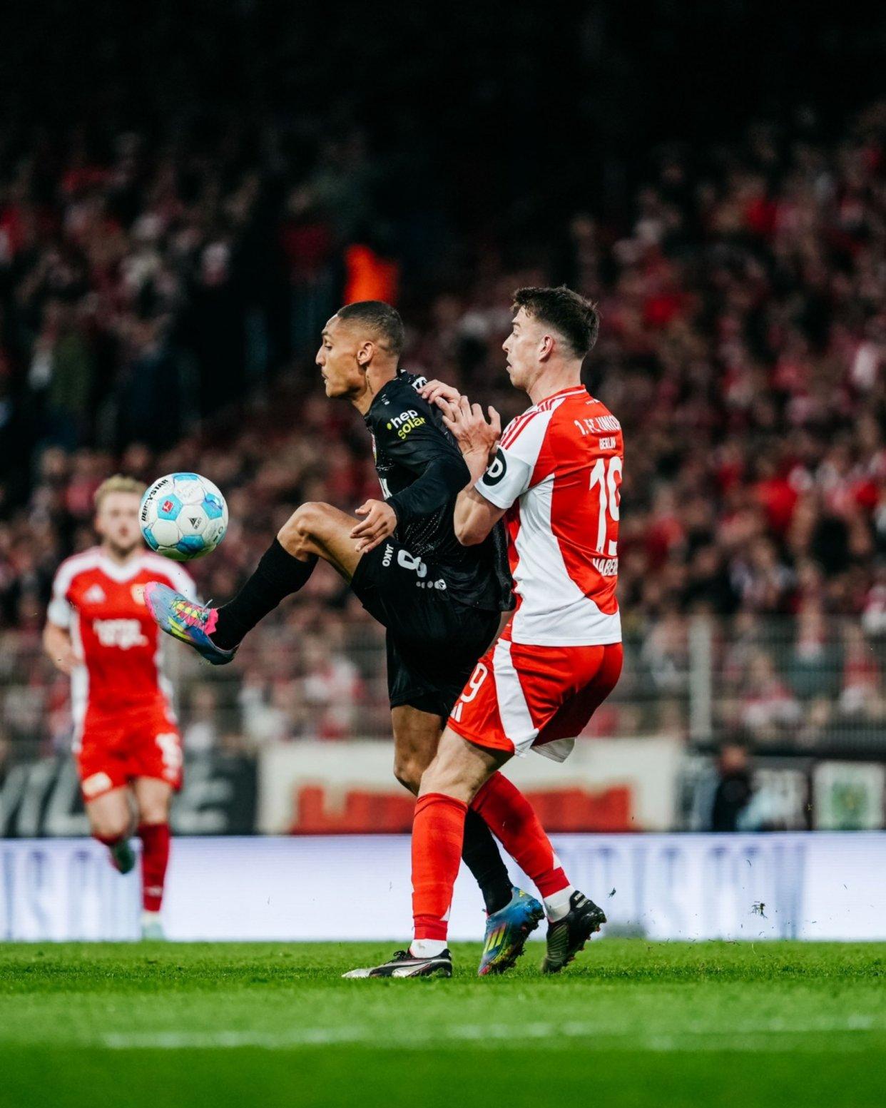 斯图加特遭遇惨败，球队陷入连败困境