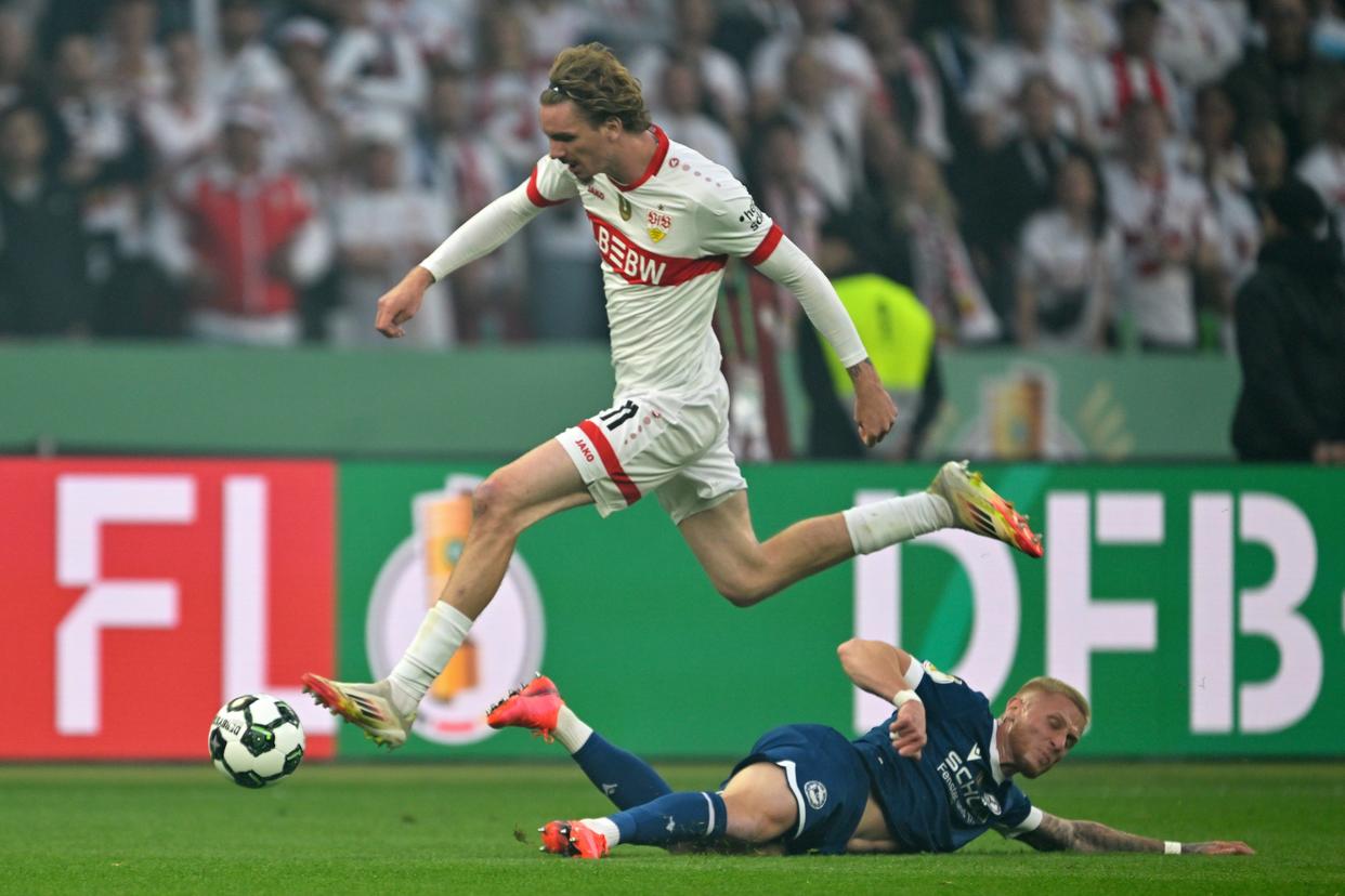 斯图加特遭遇惨败，球队陷入连败困境