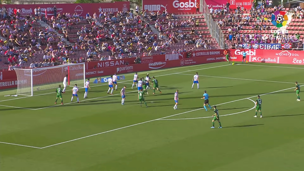 赫罗纳迎战埃瓦尔，士气高昂迎接挑战