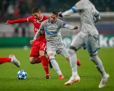 亚特兰大不敌沙尔克04,乔利戴瓦特上演唏嘘 亚特兰大不敌沙尔克04,乔利戴瓦特上演唏嘘