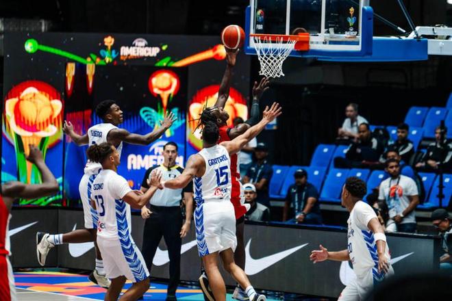 印第安纳步行者森林狼锋线表现抢眼,逆转赢下比赛 印第安纳步行者森林狼锋线表现抢眼,逆转赢下比赛