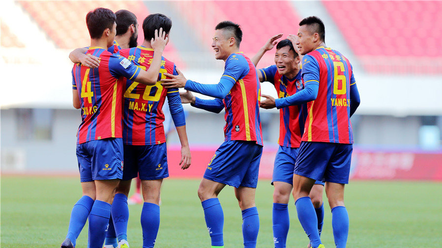 青岛黄海抢分成功,主教练赞誉全队 青岛黄海抢分成功,主教练赞誉全队