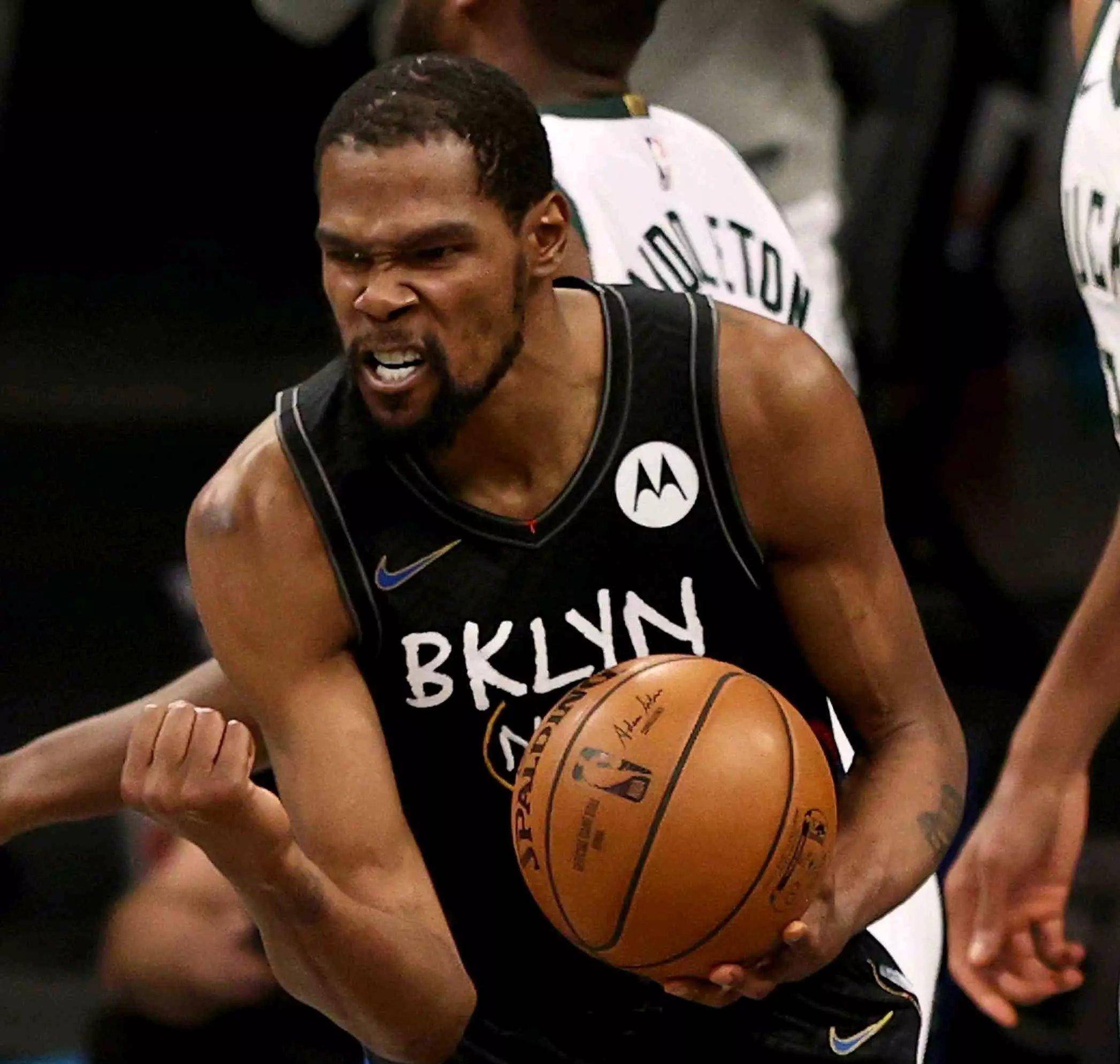 篮网队迎来连胜,杜兰特表现出色 篮网队迎来连胜,杜兰特表现出色