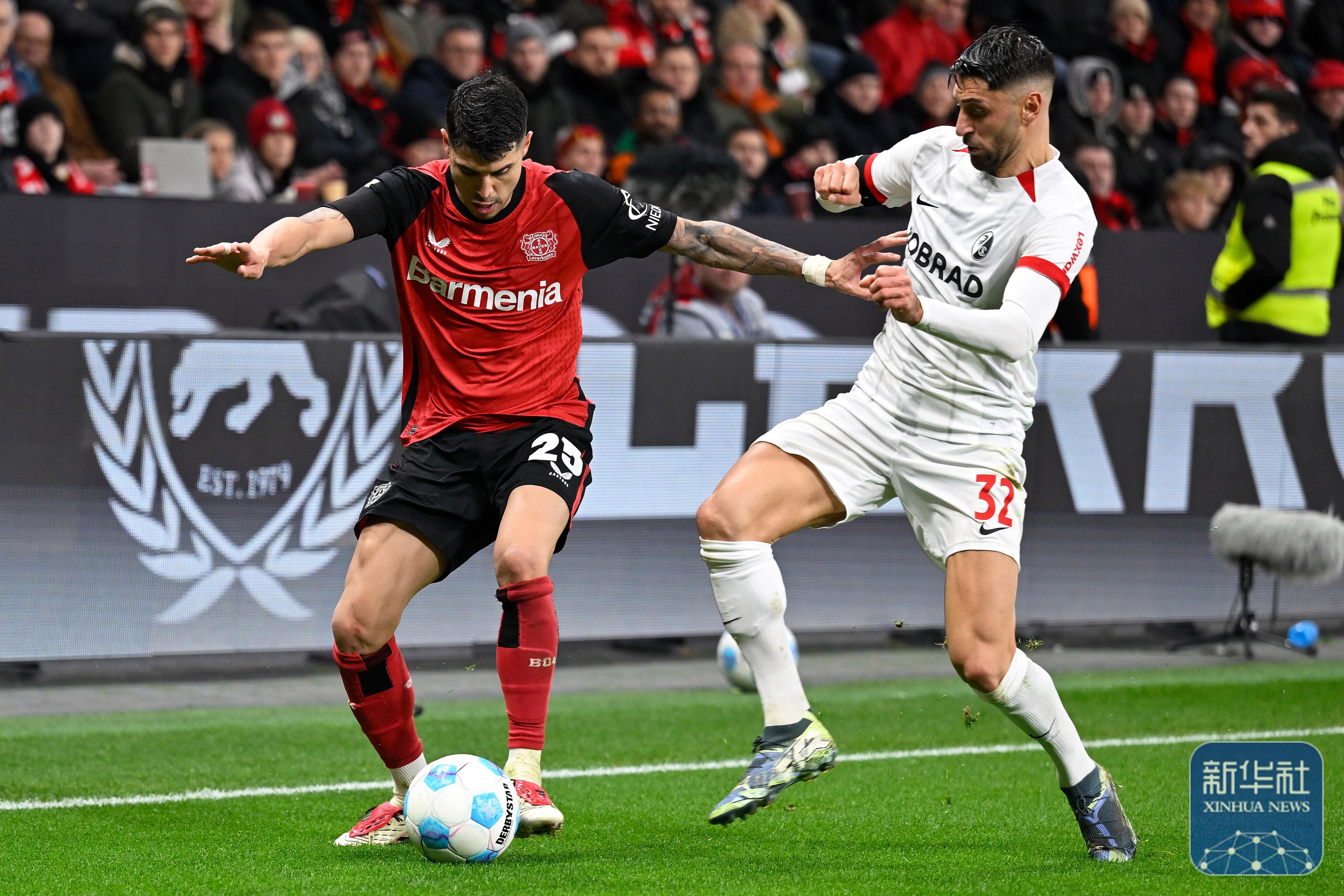 勒沃库森主场大胜柏林联合,积分稳固 勒沃库森主场大胜柏林联合,积分稳固