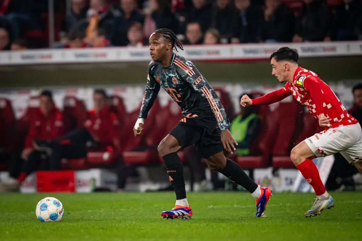 美因茨客场击败对手,表现亮眼 美因茨客场击败对手,表现亮眼