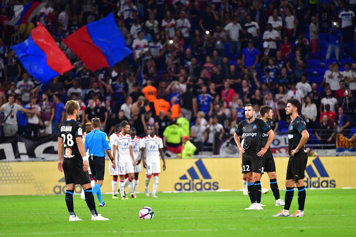 里昂主场不敌马赛,法甲竞争更加激烈 里昂主场不敌马赛,法甲竞争更加激烈