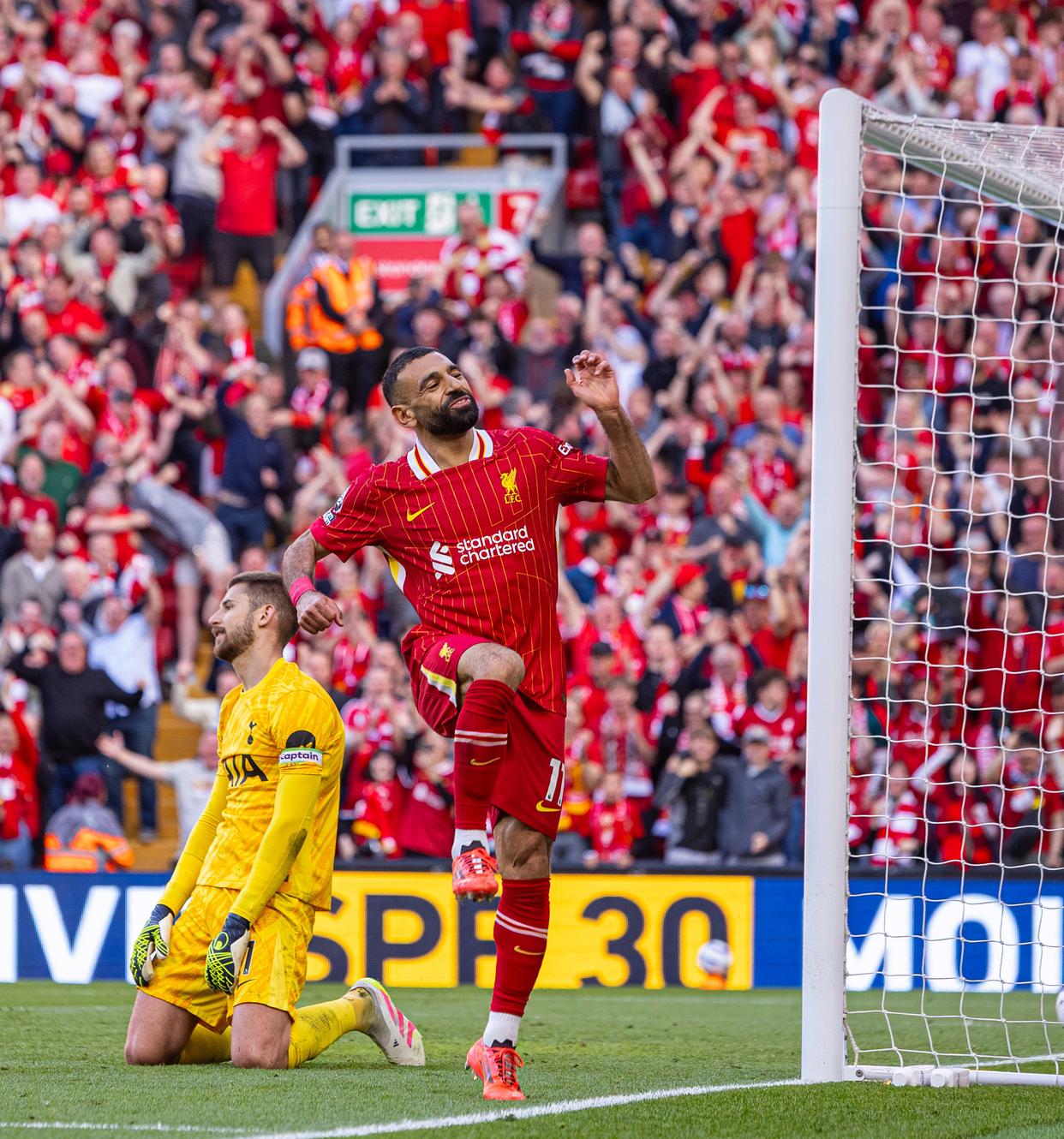 热刺主场大捷,重回英超争冠集团 热刺主场大捷,重回英超争冠集团