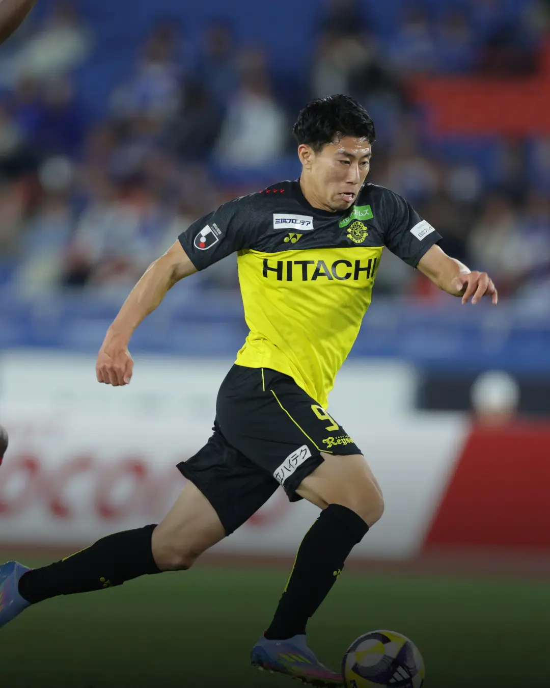 **横滨水手斩获胜利，晋级希望增加**