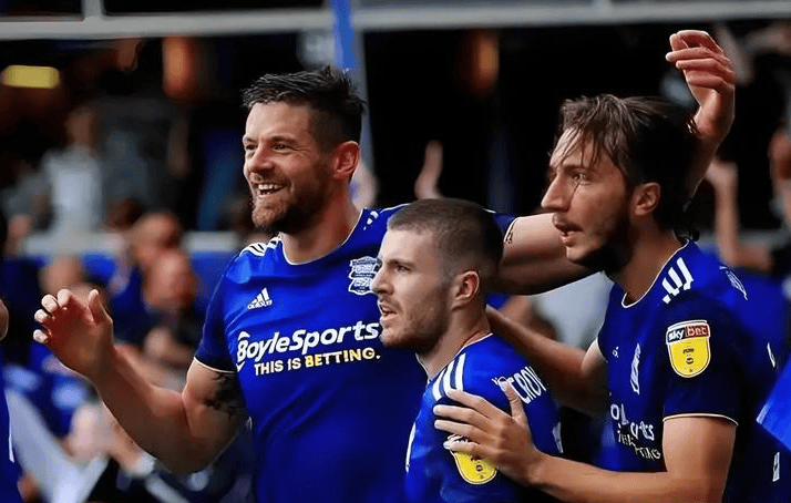 伯明翰主场险胜，单线进球制胜，保级缓解压力