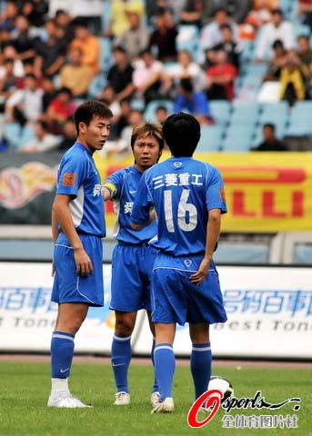 舜天主场险胜，重返联赛冠军争夺行列