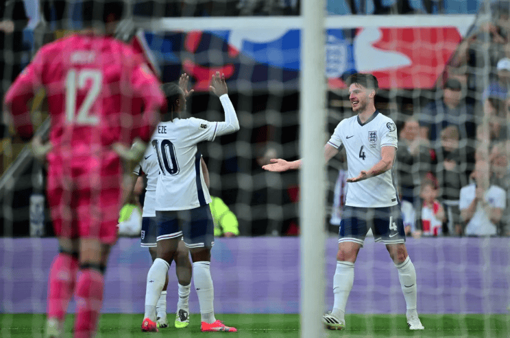 英格兰队面对摩尔多瓦，轻松取胜