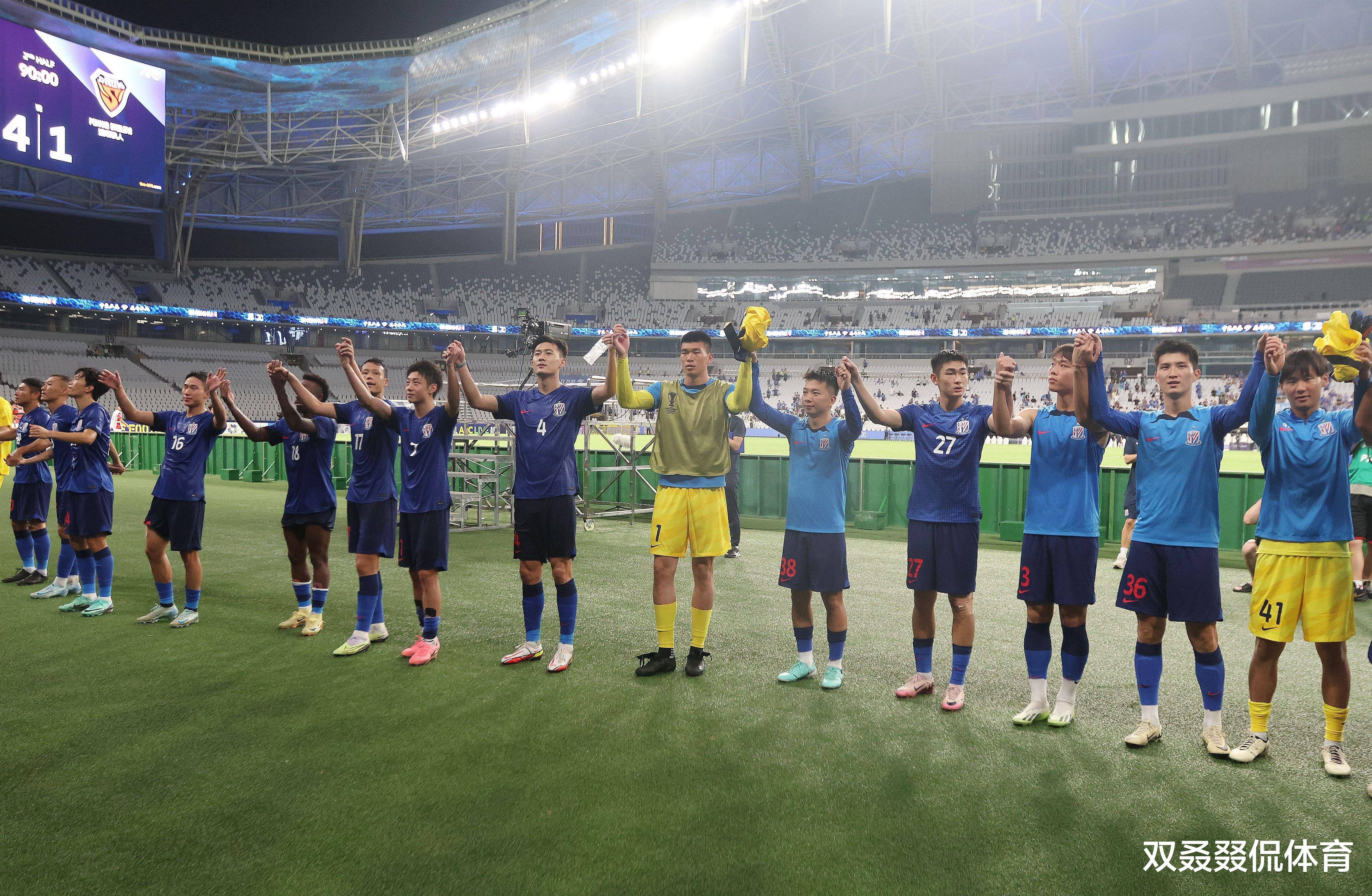 亚太地区球队展现出超凡的实力,赛场氛围渐渐热闹起来 亚太地区球队展现出超凡的实力,赛场氛围渐渐热闹起来