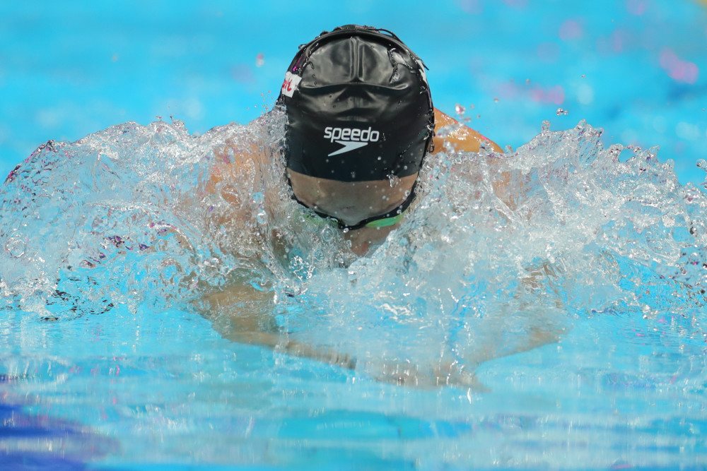 加拿大选手在游泳比赛中创造新纪录 加拿大选手在游泳比赛中创造新纪录