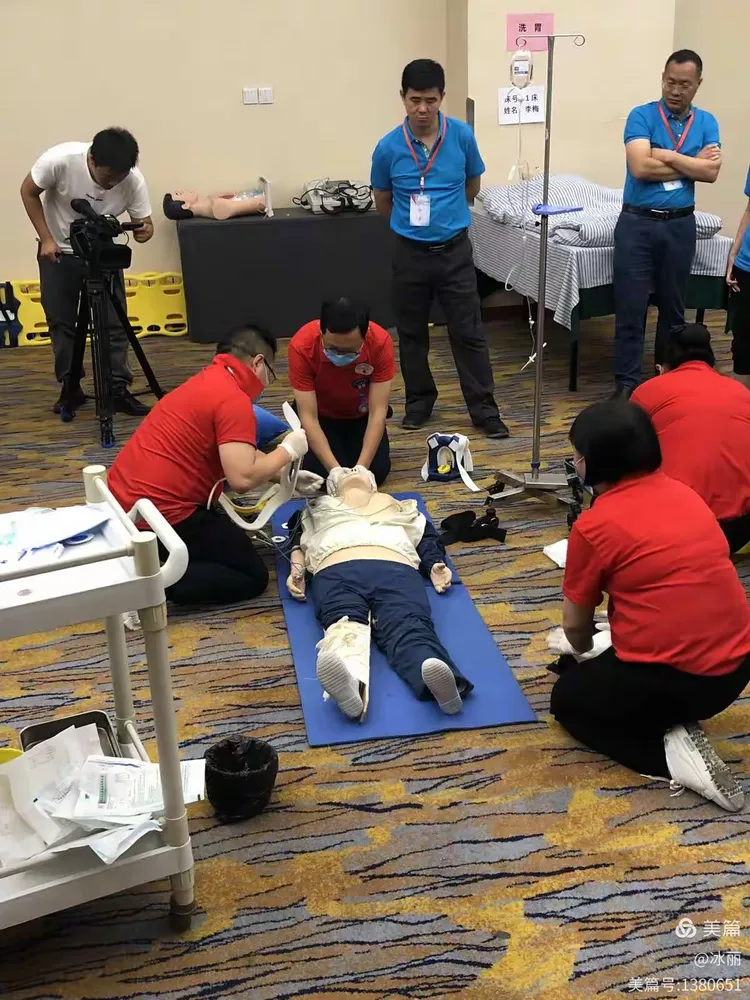 争夺荣誉的角逐激烈异常 争夺荣誉的角逐激烈异常