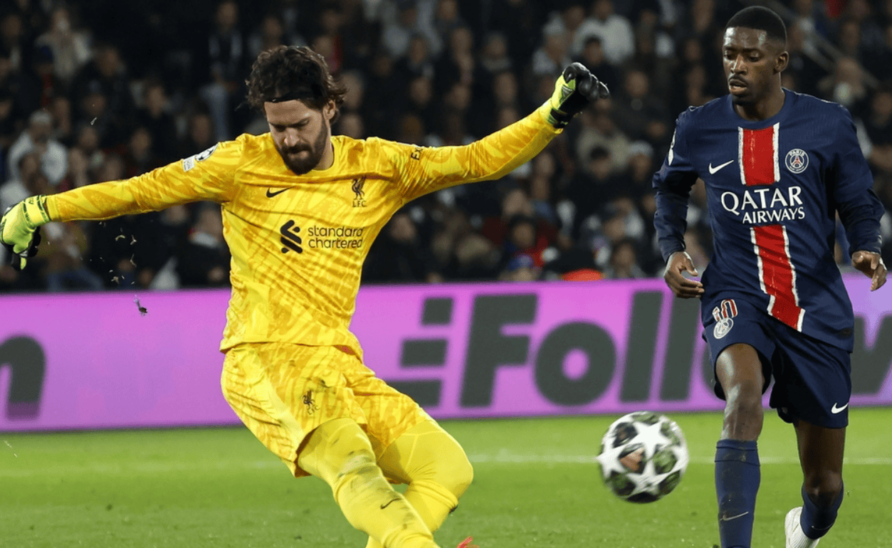 巴黎圣日尔曼实力强劲,主场大胜锁定晋级资格 巴黎圣日尔曼实力强劲,主场大胜锁定晋级资格