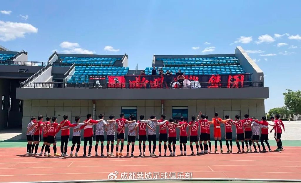 勇往直前，球队在比赛中迎来连胜势头