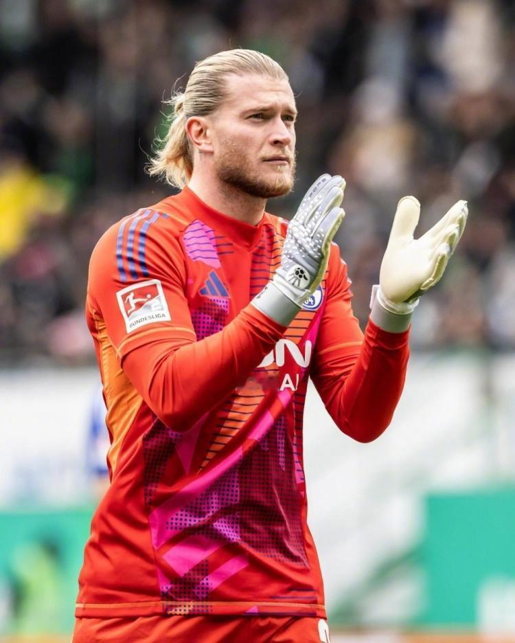 沙尔克04主场胜出,继续保持不败 沙尔克04主场胜出,继续保持不败