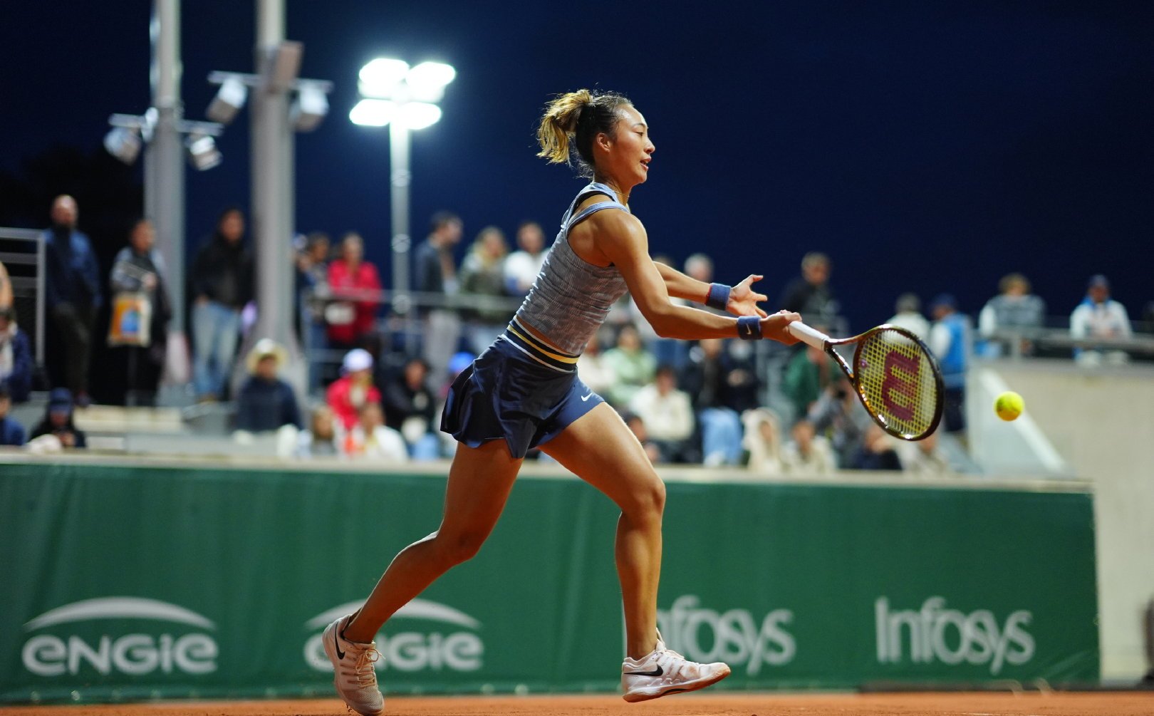 克罗地亚网球选手登上冠军台 克罗地亚网球选手登上冠军台