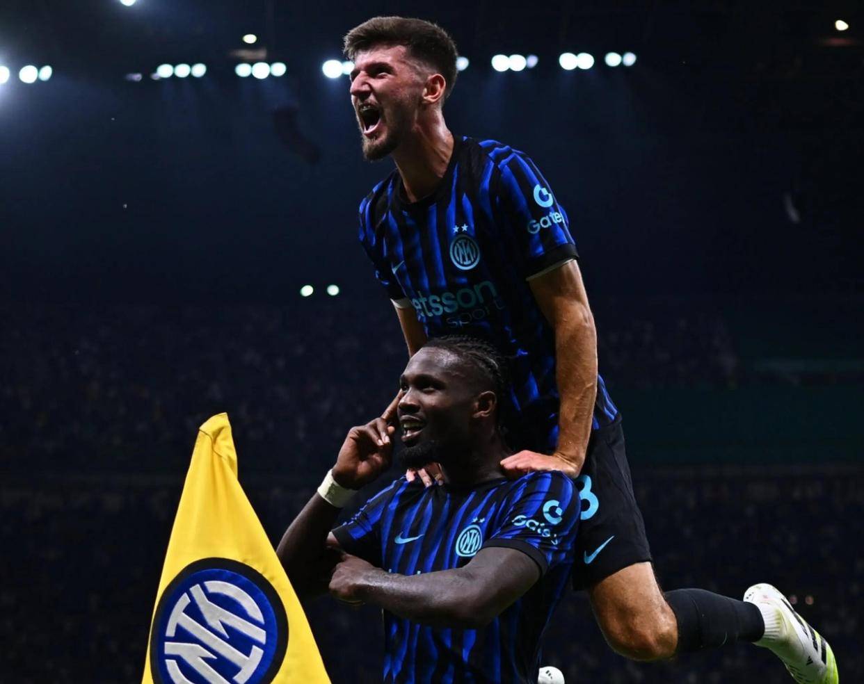 热刺意甲新援首秀破门,引爆球迷热情 热刺意甲新援首秀破门,引爆球迷热情